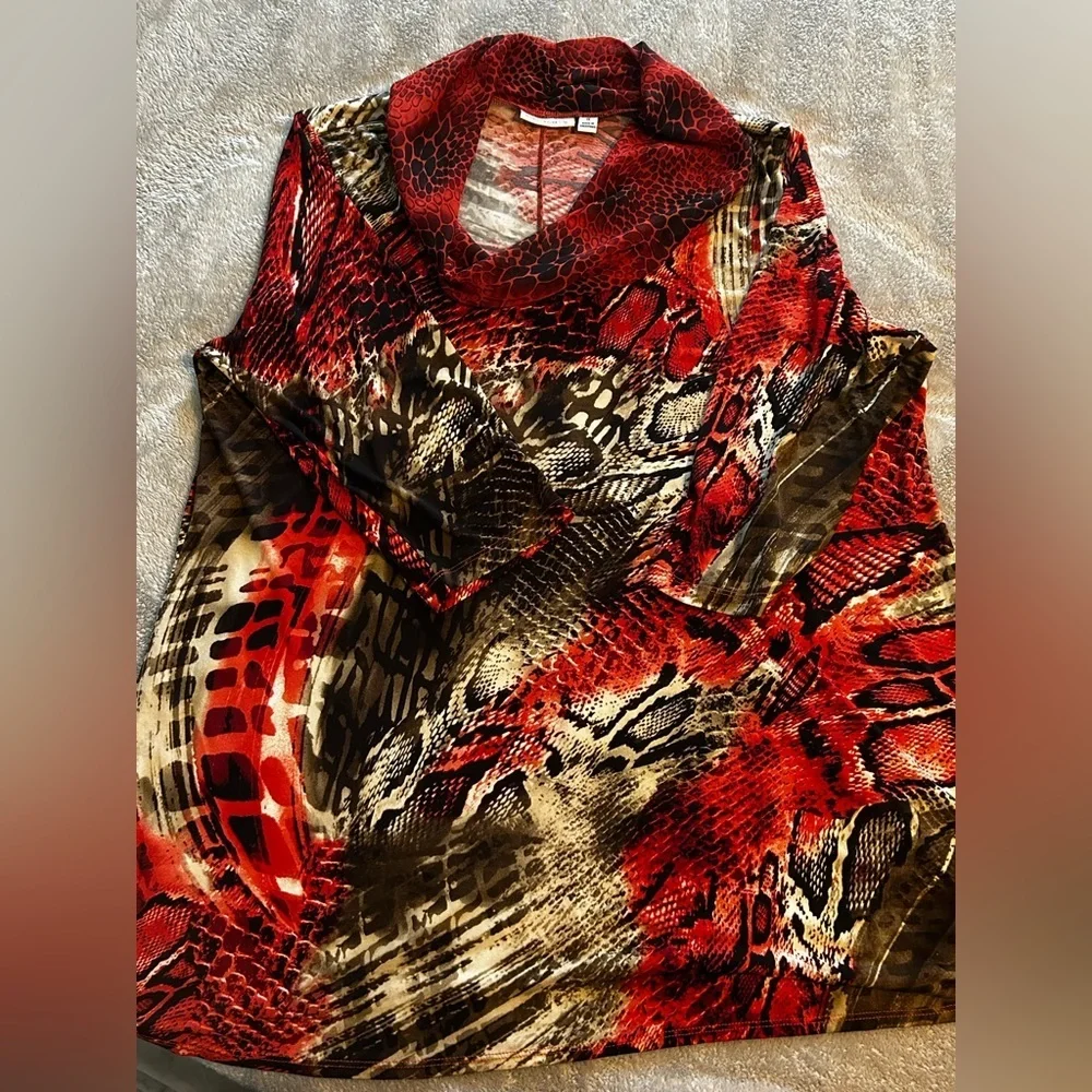 NWOT Susan Graver Red Animal Print Cowl Neck Tunic Top 1X - Picture 7 of 8